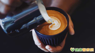 下午喝咖啡害夜醒？營養師提醒抓「停損時間」　4撇步降低睡眠干擾