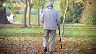 8旬老菸槍走兩步就喘　醫：恐為主動脈瓣膜狹窄警訊