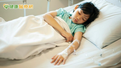 幼童無肛症仰賴造口排便　腸道與肛門重建手術重獲新生