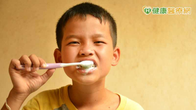 孩子口腔清潔做對了嗎？調查揭逾3成有牙科問題　蛀牙最常見