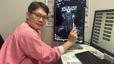 忽視耳下無痛腫塊　醫示警：恐癌化