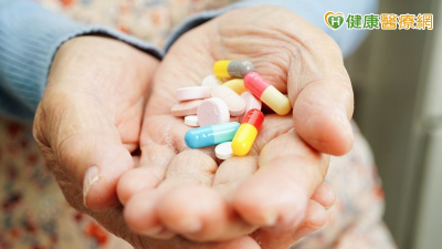抗生素吃錯恐讓細菌越來越難治！醫教「4不1要」降低抗藥性風險