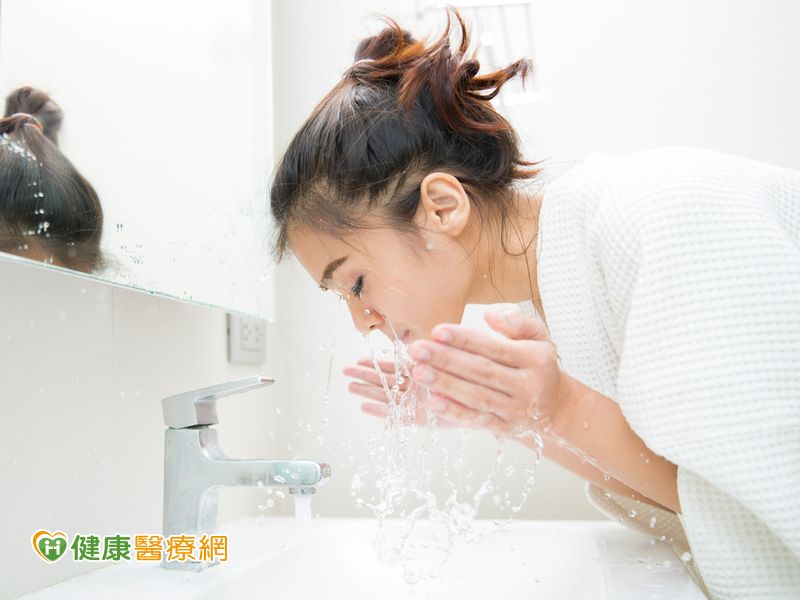 潔肌5方法　微涼水才能洗出好臉色