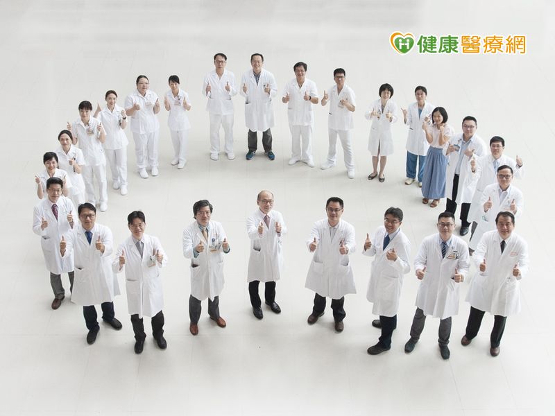 AI人工智慧 達文西機器手臂誰與爭鋒?!