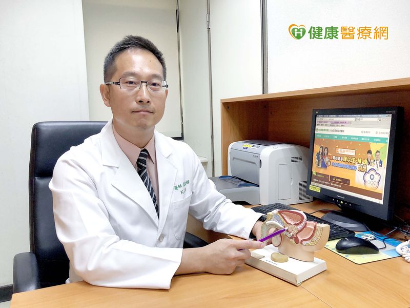 林口長庚醫院泌尿腫瘤科虞凱傑醫師表示，大約有三分之一攝護腺癌病患的臨床表現和良性攝護腺肥大是無法區分的，因此患者常常會以為只是單純的良性肥大。