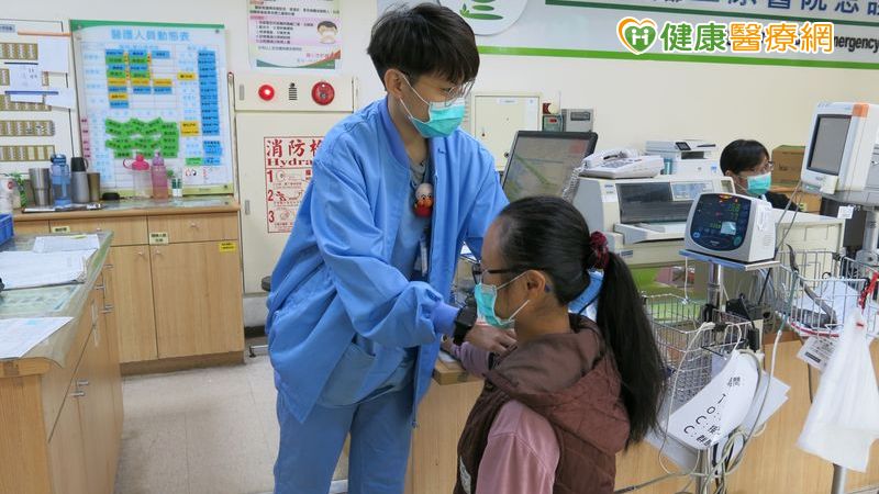 春節期間看病「免煩惱」　醫院換藥、門診皆加開　