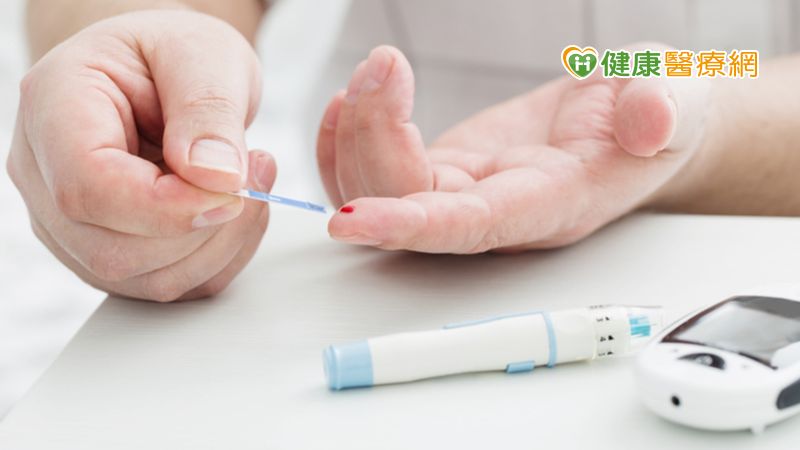長期以來，糖尿病友對胰島素的使用存在認識偏差，其實，注射用胰島素與人體製造的胰島素作用相同，可以協助患者控制血糖，延緩併發症的發生。