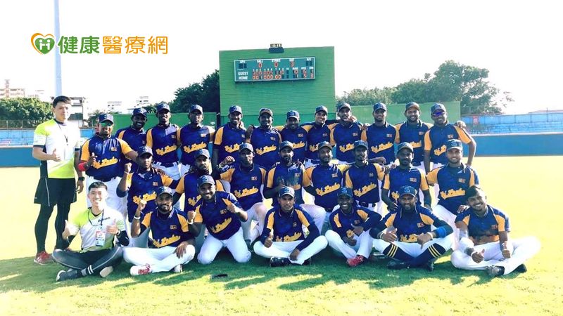 懶人可以這樣活動筋骨　 「Dr.stretch」伸展運動「鬆」一下