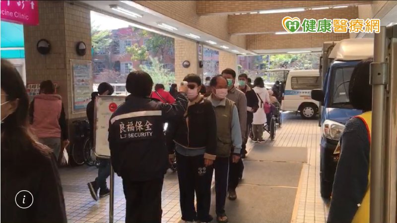 積極防疫　南投醫院增設紅外線偵測儀量體溫