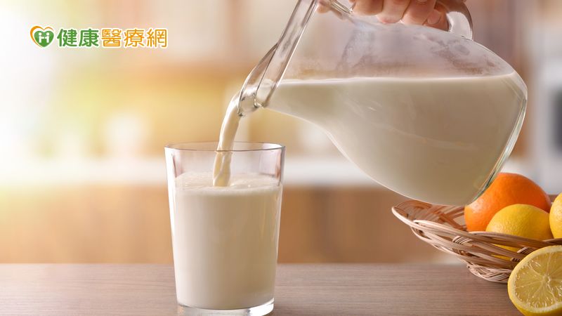 新冠肺炎疫情雖然趨緩，但還是不可鬆懈，一樣要保持強大的免疫力。簡易又輕鬆上手的「我的餐盤」，能讓兒童及家長們有效地在日常生活中落實均衡飲食。