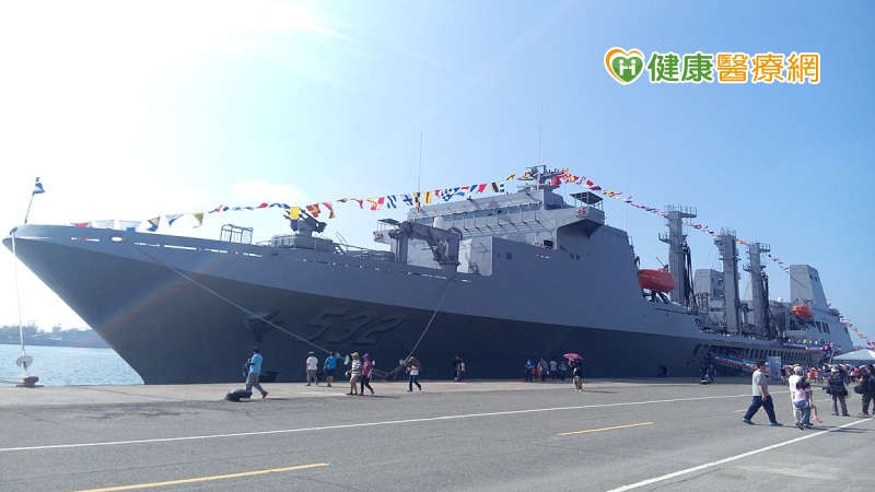 台大公衛學院副院長陳秀熙27日表示，根據船艦疾病感染數據推論，目前磐石艦群聚為31例，最符合3月22日指標個案造成的傳播結果，估計造成兩週後第一波本土感染約4.8人，影響應不大。（圖片翻拍自wikipedia）
