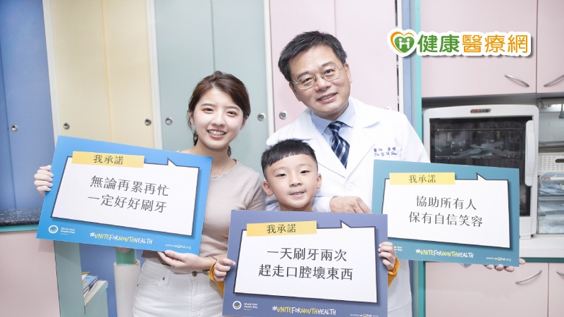 台灣口腔照護協會理事長黃耀慧醫師(右)指出，口水具有清潔、中和酸性，促進再礦化修補機制等作用，有助預防蛀牙發生，提醒長輩、更年期女性、因藥物副作用等出現乾口症的患者，可諮詢家庭牙醫科、一般牙科，找出口乾問題。