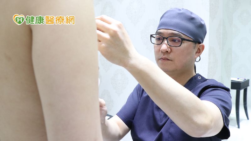 產後婦女乳房下垂　隆乳手術告別鬆垮布袋奶