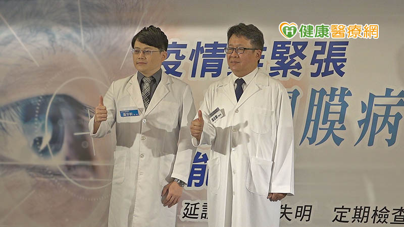 黃宇軒醫師(左)與潘志勤醫師(右)合影。
