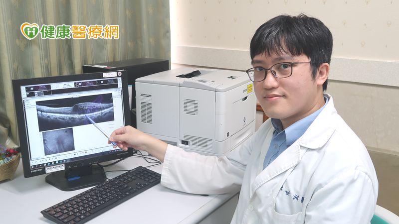高雄榮民總醫院眼科部陳世洲醫師指出，糖尿病黃斑部水腫患者，需要長期配合醫師治療計劃，妥善使用類固醇藥物治療，能有效控制病況。