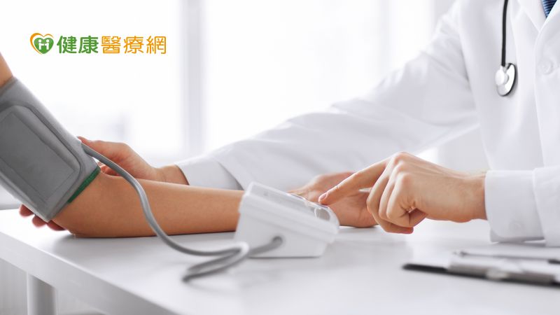 心血管疾病、高血壓、糖尿病的病友中風機率高，腦中風警報千萬不要掉以輕心