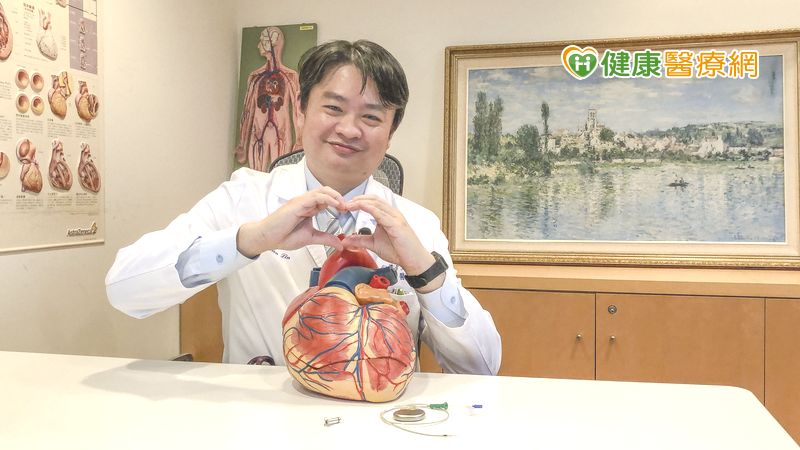 他心跳「斷片」喘又暈！醫免開刀替他心臟裝電池　恢復正常心跳