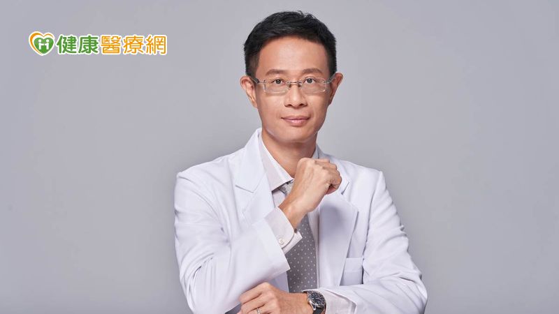 陳炯瑜醫師呼籲，「健康可以靠自己！」面對疾病威脅，鼓勵民眾可以尋求專業醫師討論，選擇自己合適的治療方式。