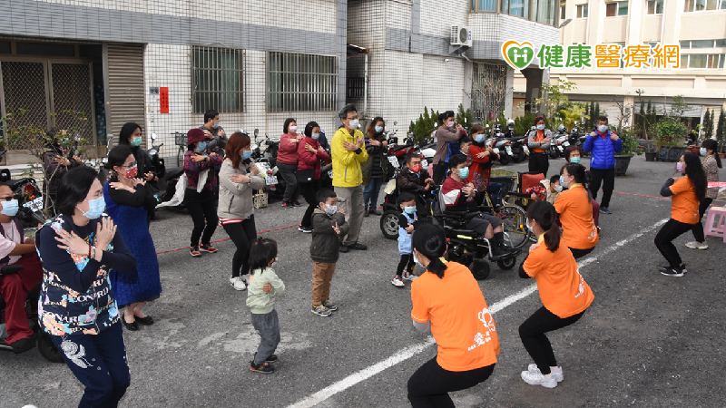 元宵湯圓慶團圓　照顧路上多有緣