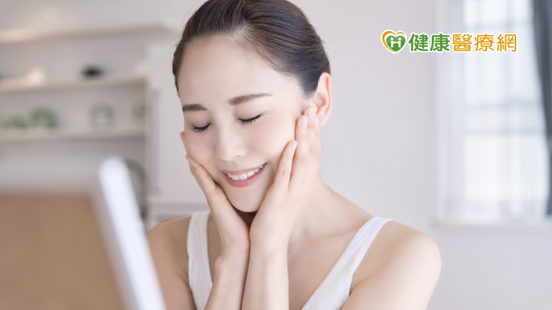 食藥署提醒，務必要選擇經衛生福利部核准之合法產品。為保障自身消費權益和安全，民眾除了學習認識醫療器材，接受治療前可先向相關醫師諮詢，並遵照醫囑，另可上食藥署網站的許可證資料庫查詢。