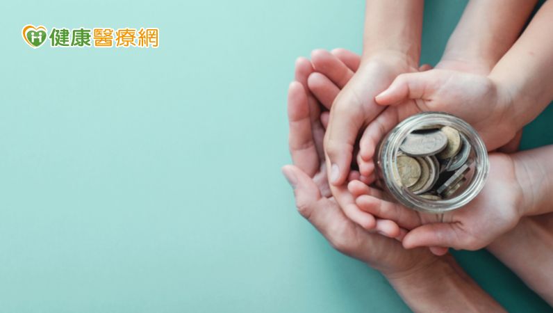 癌症帶來的財務重擔，困住了全家人！　他如何解套？