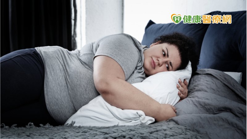 居家醫療主要針對協助不方便出門就診的病人也能獲得必要的醫療照顧，不僅減輕病患往返醫院不便，對家屬而言也減輕不少負擔。