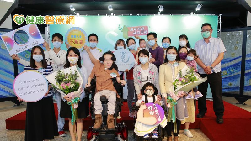 幫助SMA罕病童　立委王婉諭落淚：照顧更多小孩