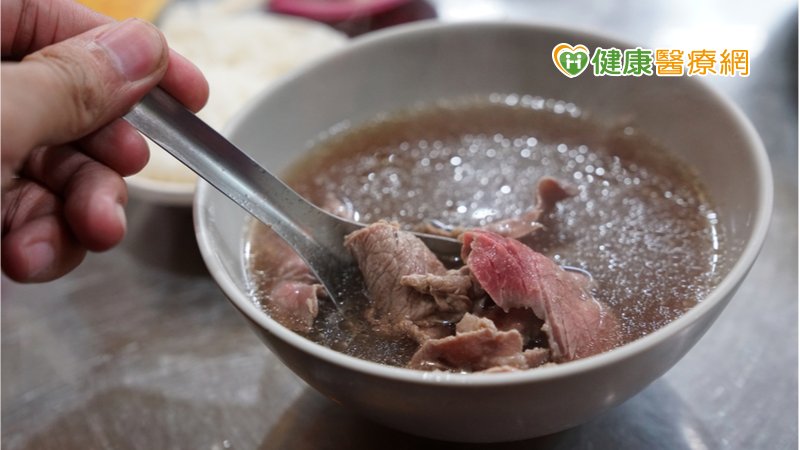 但早餐到底要怎麼吃，才能健康又無負擔呢？其實可掌握「三有、一沒有」原則。