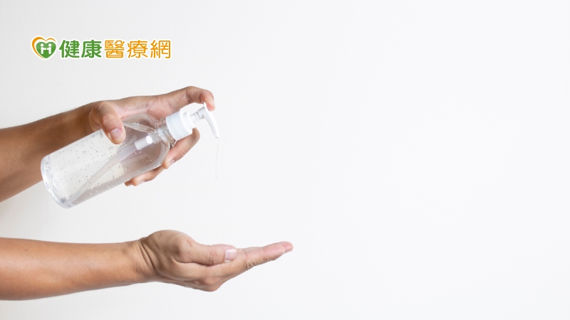 酒精補貨！　藥師全聯會協調萬箱合理價格入市