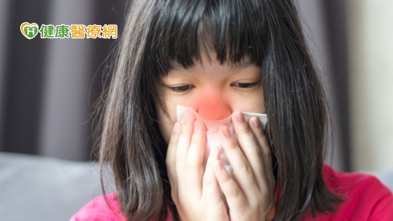「其實過敏控制越早越好。」魏正宗教授強調，國小、青少年就要控制過敏，才不會變氣喘，至於女性最好懷孕前治好過敏，可以減少遺傳給小孩的機率。