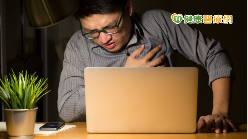 雖然血小板增多症臨床上並不多見，但心肌梗塞有年輕化的趨勢，年輕人仍因注意膽固醇、糖尿病、三酸甘油脂指數與家族史，若有三高問題應遵照醫囑服藥，當出現運動走路會喘、胸悶胸痛等症狀，應盡速赴醫檢查，才能早期發現、早期治療。