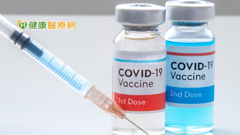 提醒民眾勿存有抗體濃度迷思，最重要是減少感染及預防重症的效果，現在市面上的疫苗效果都相當好，我們不知道是疫苗先來還是疫情先到，最好的疫苗就是你所能打到的疫苗。