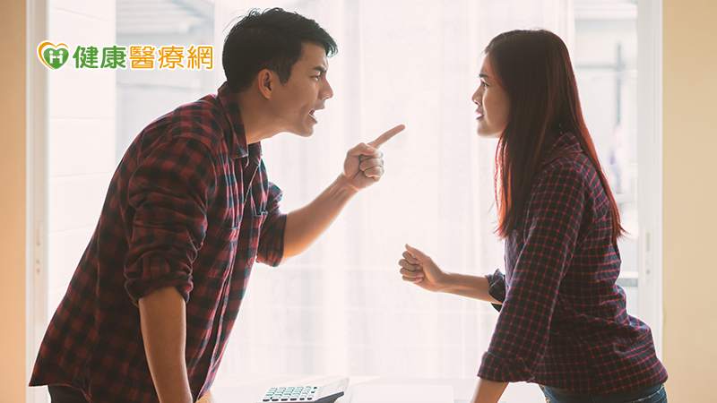 【李世明醫師】嬌妻拒愛愛遭夫疑有小王　醫揭元兇是雄性激素！