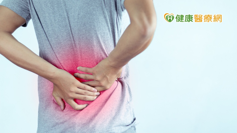 成年人下背疼痛　竟是骨髓炎侵蝕腰椎間盤