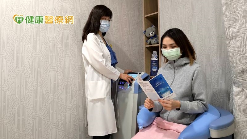 隨著科技進步，出現了高強度聚焦磁能技術，石佳琦醫師解釋，因為骨盆底肌就跟其他肌群一樣，需要訓練強化，若靠凱格爾運動，除了需要驚人的毅力，改善的幅度也有限，且目前沒有藥物可以治療。
