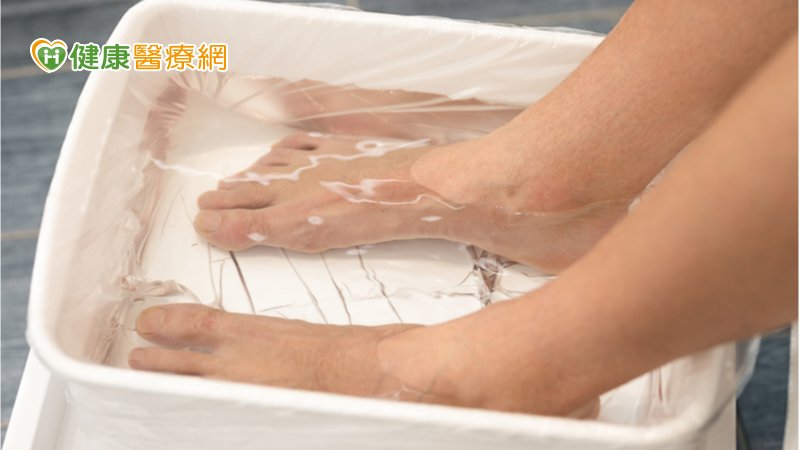治療香港腳，建議先由醫師診斷，並依照醫囑進行治療。