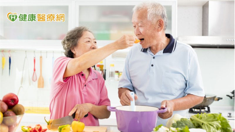 「三好一巧」的飲食四大守則包括選擇優質蛋白質、均衡飲食、調整質地以及豐富調味等四個關鍵。