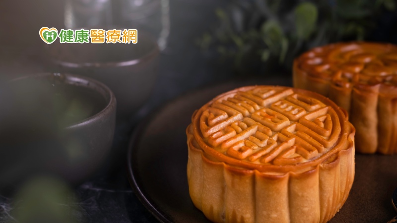 月餅精緻餡料熱量高　掌握3點要訣過中秋節