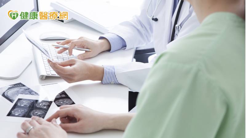 突然乳汁狂分泌、視野縮小？　當心是腦長瘤了
