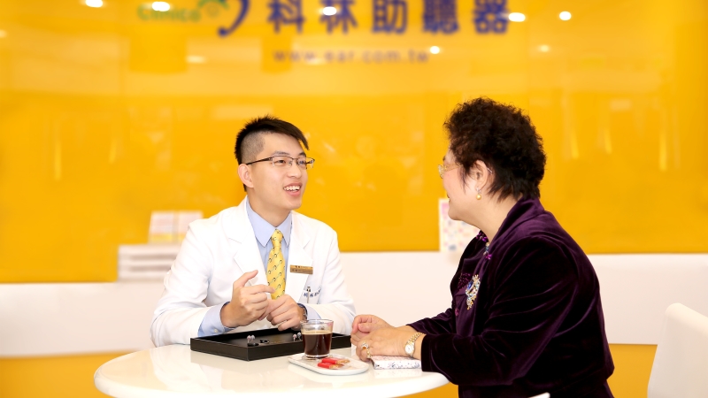 助聽器如何「認、看、用」? 專業聽力師幫您一一解析