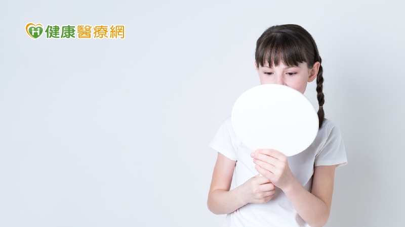 評估性早熟，有經驗的醫生會根據3P原則，以避免過度醫療資源浪費。3P原則包含：開始發育時間、發育的節奏以及預估身高。