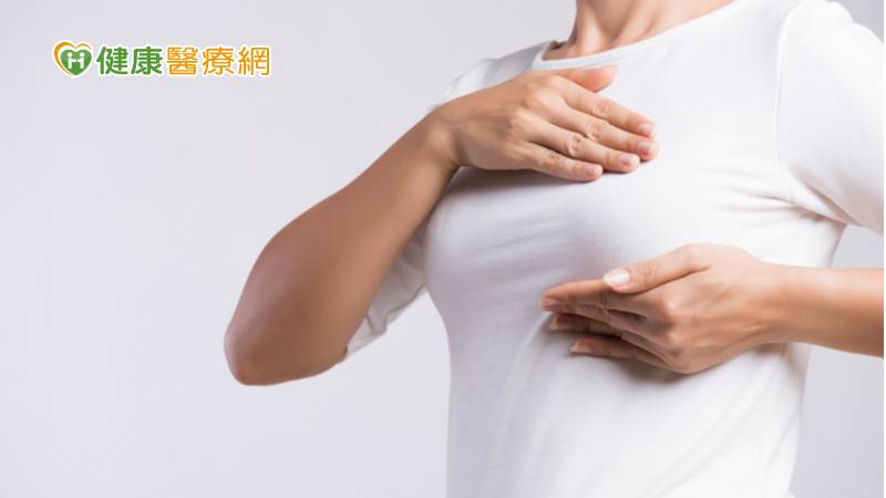 乳房「3自摸」趨吉避凶！ 各階段檢查時機出爐