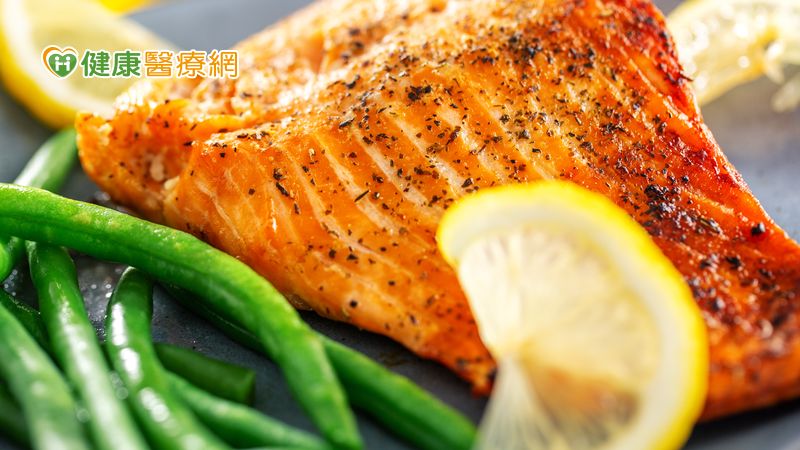 Omega-3脂肪酸的補充有助於減少阿茲海默症患者視覺空間和口說能力的缺損。