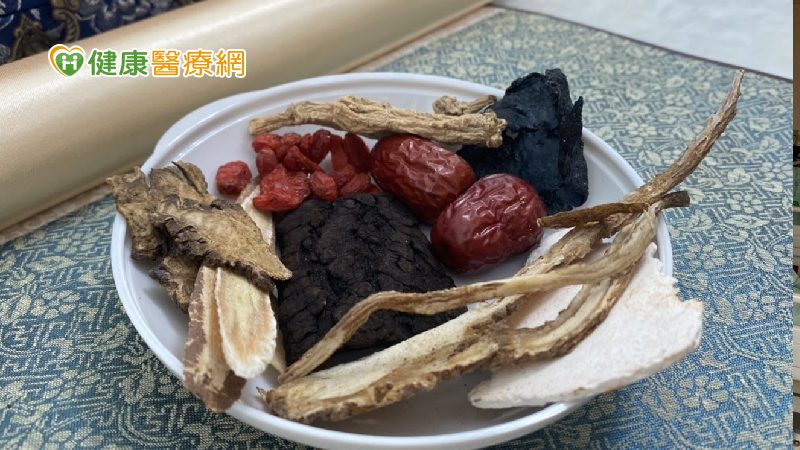 首圖