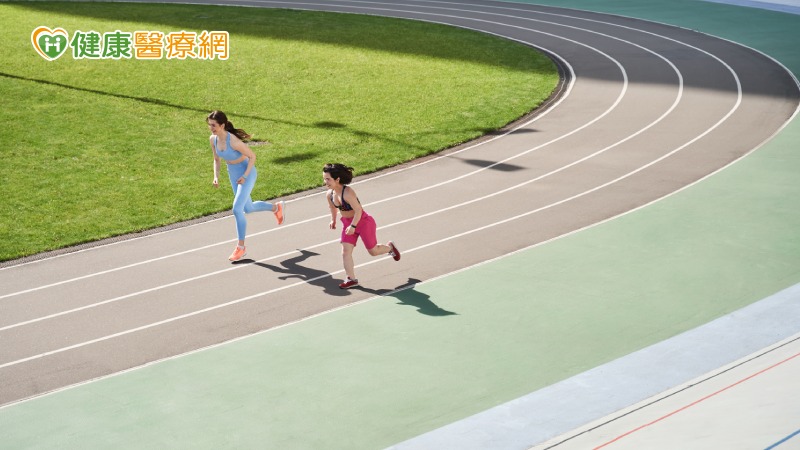 克服軟骨發育不全　國三小小人兒站上國際羽球舞台