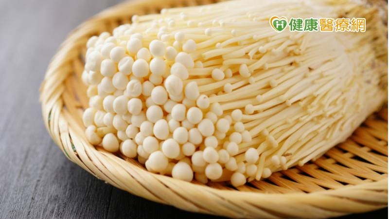 日前台灣外銷到美國的金針菇因為驗出遭李斯特菌汙染