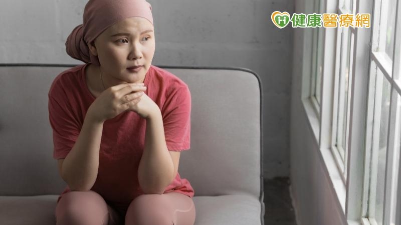 患者精神健康與癌症預後有緊密關聯，因此，及早發現、及早介入情緒異常問題對癌症治療來說也相當關鍵。