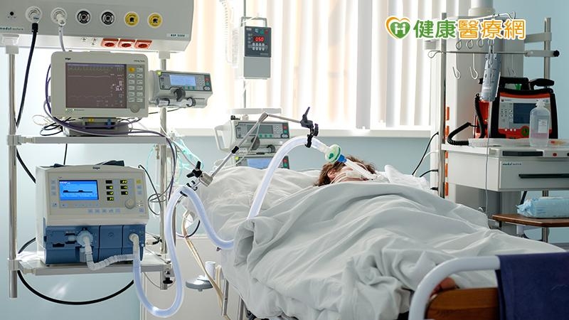 李秉穎強調，呼吸太快就是有問題，突然喘不過氣時，就不能掉以輕心，一旦有這種初期症狀就要儘快就醫。