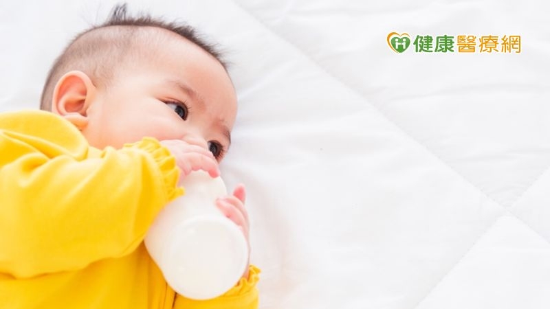 由於嬰幼兒時期是發展免疫力最重要的階段，寶寶的營養攝取來源要格外重視！