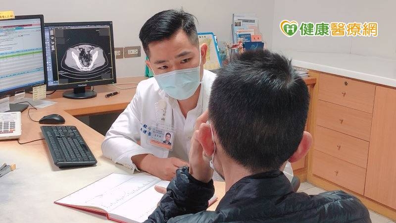 羅東博愛醫院一般外科呂長運醫師表示，惡性脂肪肉瘤初期不會有任何不適感，往往發現時，腫瘤體積都已非常巨大。